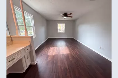 16121 Lakeview Drive, Jersey Village, TX 77040 - Photo 11