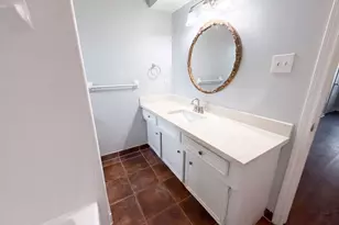 16121 Lakeview Dr, Jersey Village, TX 77040 - Photo 21