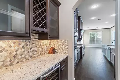 27527 Stonebrook Manor Lane, Katy, TX 77494 - Photo 7