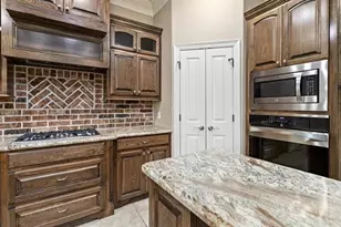 1830 Langham Forest Blvd, Orange, TX 77630 - Photo 19