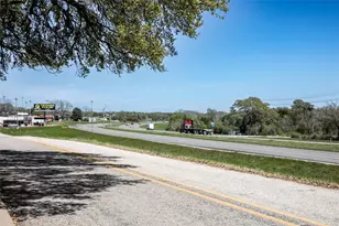 13404 W Washington St, Burton, TX 77835 - Photo 3