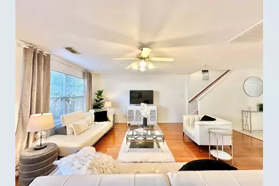 8223 Golf Green Circle, Houston, TX 77036 - Photo 7