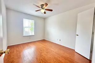 8223 Golf Green Cir, Houston, TX 77036 - Photo 29
