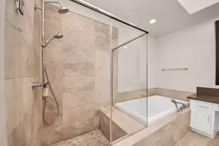 6072 Kansas St, Houston, TX 77007 - Photo 41