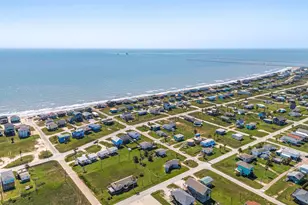 219 Fort Velasco Dr, Freeport, TX 77541 - Photo 35