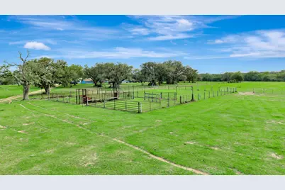 16297B State Highway 111 E, Yoakum, TX 77995 - Photo 21