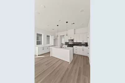 5315 Teodoro Lane, Houston, TX 77091 - Photo 9