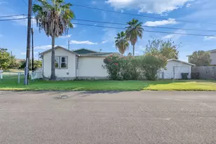 7121 Ave P 1/2, Galveston, TX 77551 - Photo 25