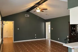 11010 Sageriver Dr, Houston, TX 77089 - Photo 5
