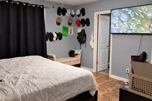 11010 Sageriver Dr, Houston, TX 77089 - Photo 9