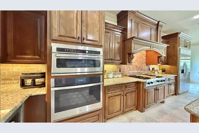 25207 Hideaway Run Drive, Spring, TX 77389 - Photo 19