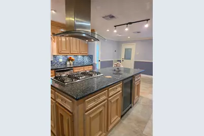 1802 Oaks Drive, Pasadena, TX 77502 - Photo 11