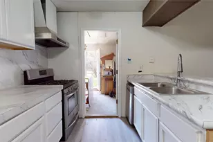 7115 Inkberry Dr, Houston, TX 77092 - Photo 9