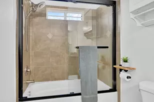 3616 Elysian St, Houston, TX 77009 - Photo 23