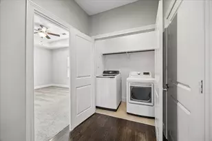 1105 E 27th St, Houston, TX 77009 - Photo 19