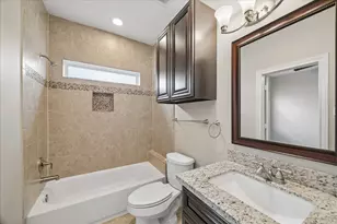 1105 E 27th St, Houston, TX 77009 - Photo 21