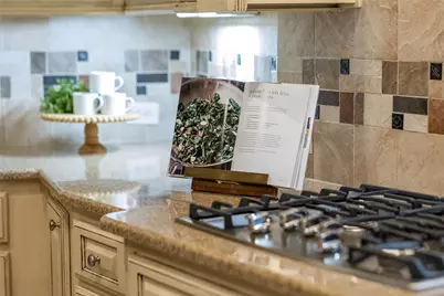 13212 Misty Sage Drive, Conroe, TX 77302 - Photo 9