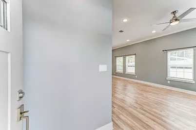 4927 E Ridge Creek Drive, Houston, TX 77053 - Photo 5