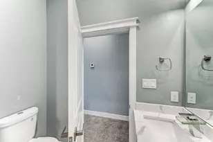 4927 E Ridge Creek Dr, Houston, TX 77053 - Photo 25