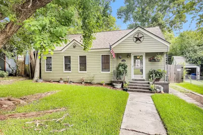 1720 18th Street, Huntsville, TX 77340 - Photo 3