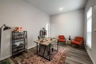 5823 Fairdale Ln, Houston, TX 77057 - Photo 3