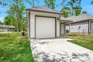 24617 Pools Creek Way Way, Huntsville, TX 77320 - Photo 3