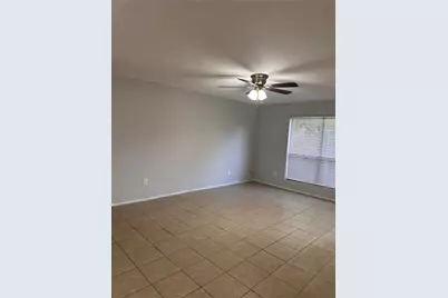 5665 Birchmont Drive #3, Houston, TX 77091 - Photo 5