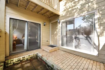 9433 Pagewood Lane, Houston, TX 77063 - Photo 33