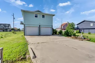 16531 Lewis Scott Rd, Jamaica Beach, TX 77554 - Photo 39
