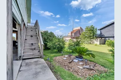 16531 Lewis Scott Road, Jamaica Beach, TX 77554 - Photo 5