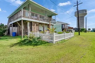 16531 Lewis Scott Rd, Jamaica Beach, TX 77554 - Photo 3