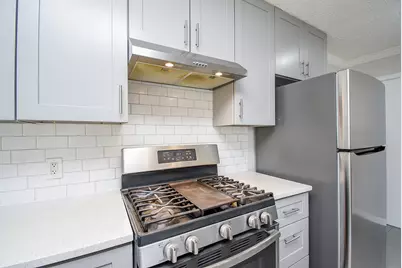 7406 Schiller Street, Houston, TX 77055 - Photo 9