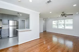 7406 Schiller St, Houston, TX 77055 - Photo 7