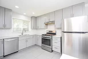 7406 Schiller St, Houston, TX 77055 - Photo 9