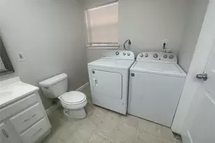 7406 Schiller St, Houston, TX 77055 - Photo 27
