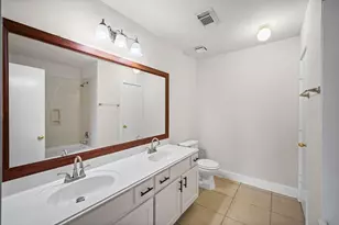 3739 E Traditions Ct, Houston, TX 77082 - Photo 13