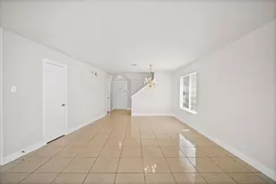 3739 E Traditions Ct, Houston, TX 77082 - Photo 17
