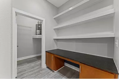 1901 Post Oak Boulevard #1601, Houston, TX 77056 - Photo 23