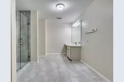 14442 Junction Place Drive, Houston, TX 77045 - Photo 17