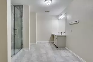 14442 Junction Pl Dr, Houston, TX 77045 - Photo 17
