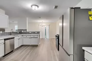 14442 Junction Pl Dr, Houston, TX 77045 - Photo 9