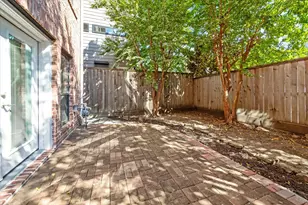 1231 W Pierce St, Houston, TX 77019 - Photo 9