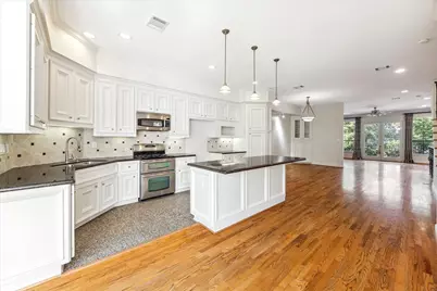 1231 W Pierce Street, Houston, TX 77019 - Photo 21