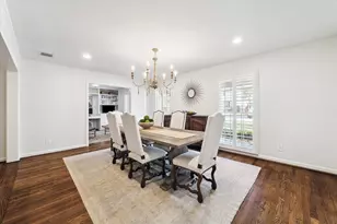 737 Country Ln, Houston, TX 77024 - Photo 9