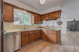 715 Dominion Dr, Katy, TX 77450 - Photo 21