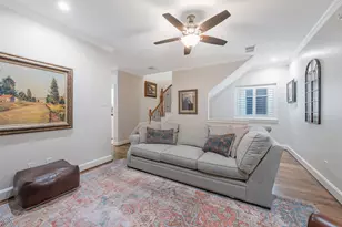 2026 Elmen St, Houston, TX 77019 - Photo 29