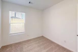 16811 N Marie Vlg Dr, Conroe, TX 77306 - Photo 19