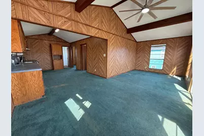 204 Teal Lane, Anahuac, TX 77514 - Photo 9