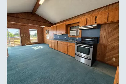 204 Teal Lane, Anahuac, TX 77514 - Photo 5