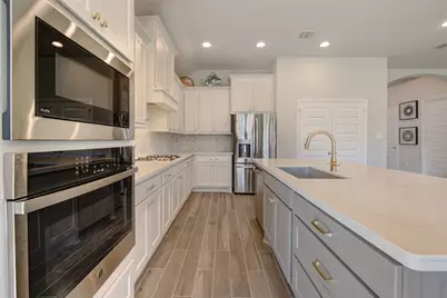 1930 Creekwood Cove, Missouri City, TX 77459 - Photo 21